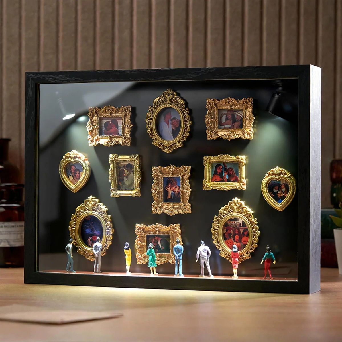 Museum of Us Ahşap Çerçeve